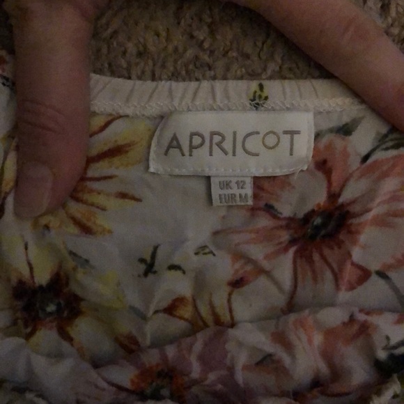 Flower top - Picture 2 of 2